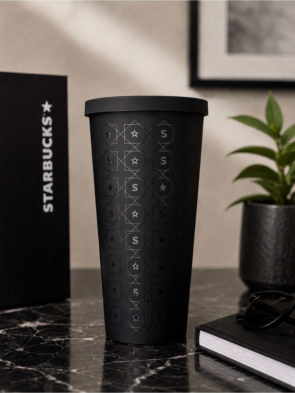 Starbucks Matte Black Monogram Venti Cold Cup‎ Tumbler Rare 24oz